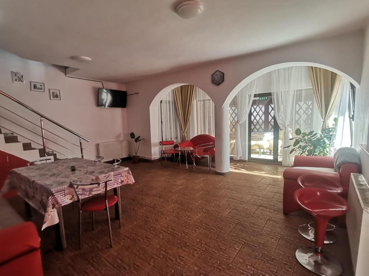 Casa Dixi Buşteni Exterior foto