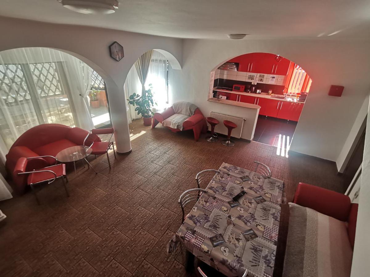 Casa Dixi Buşteni Exterior foto