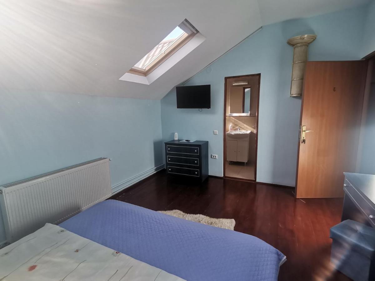 Casa Dixi Buşteni Exterior foto