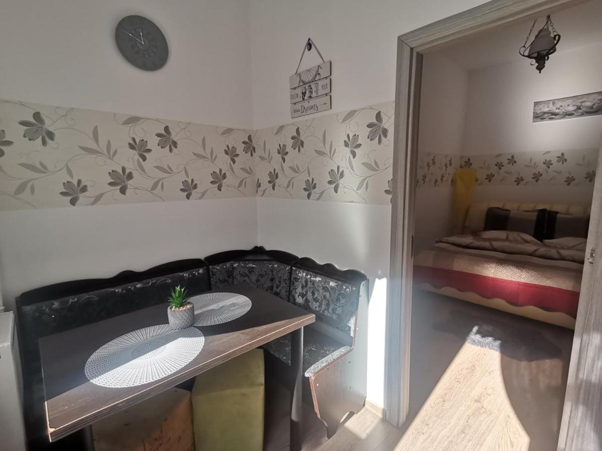 Casa Dixi Buşteni Exterior foto