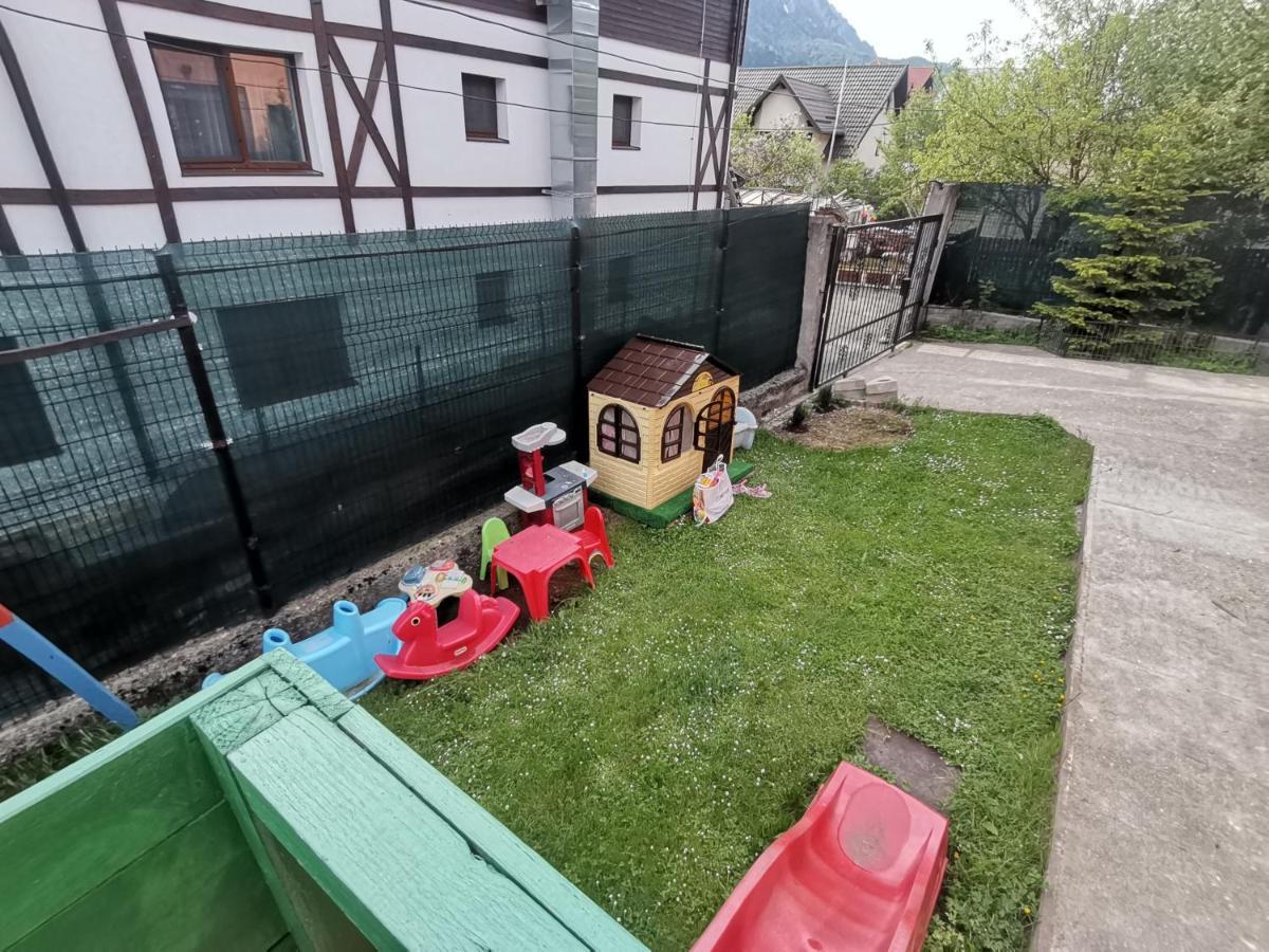 Casa Dixi Buşteni Exterior foto